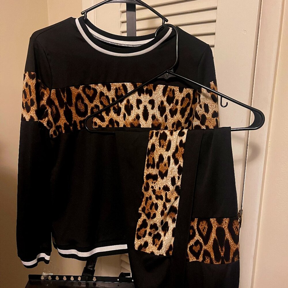 Jogging Suit, Cheetah Print